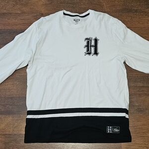 Hollister Black and White Long Sleeve Tee